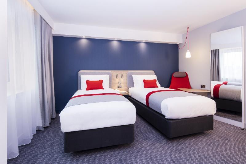 Holiday Inn Express Astana - Turan Exteriör bild